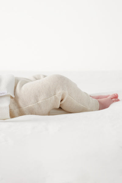 Organic Rippstrick Babyhose sand