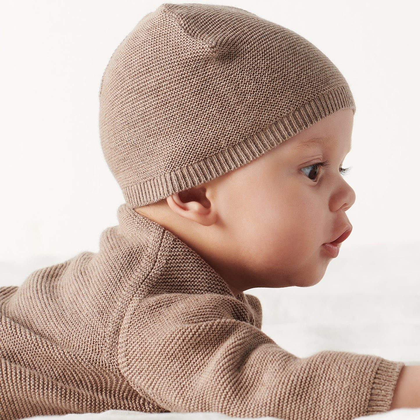 Organic Baby-Strickmütze taupe