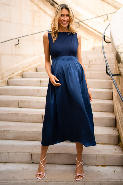 Boatneck midi maternity dress with back cutout, navy