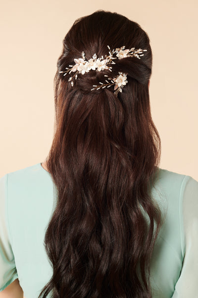 Set of 3 bridal hair accessories in a floral design