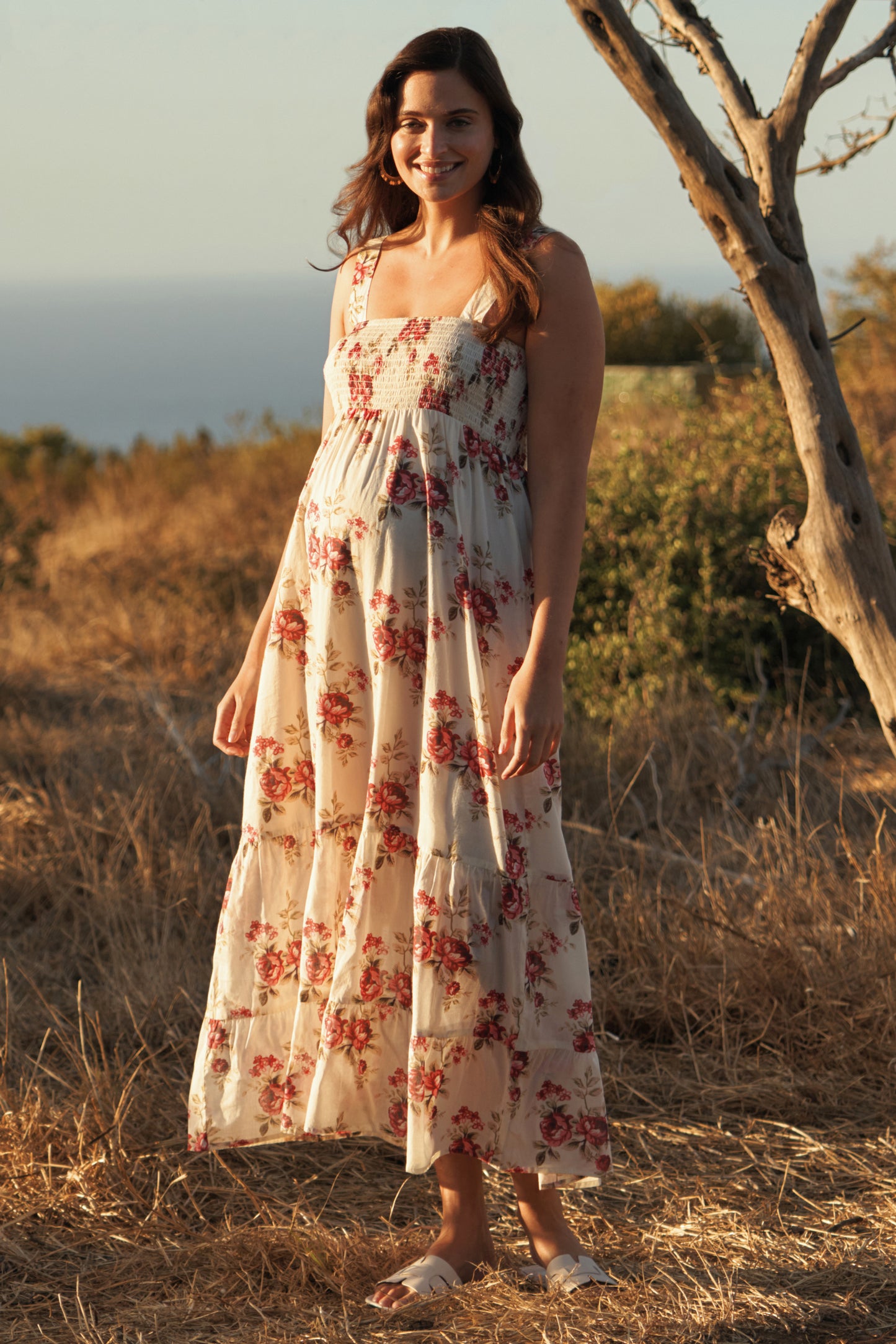 Maxi Umstands- und Stillkleid mit Rosen Print