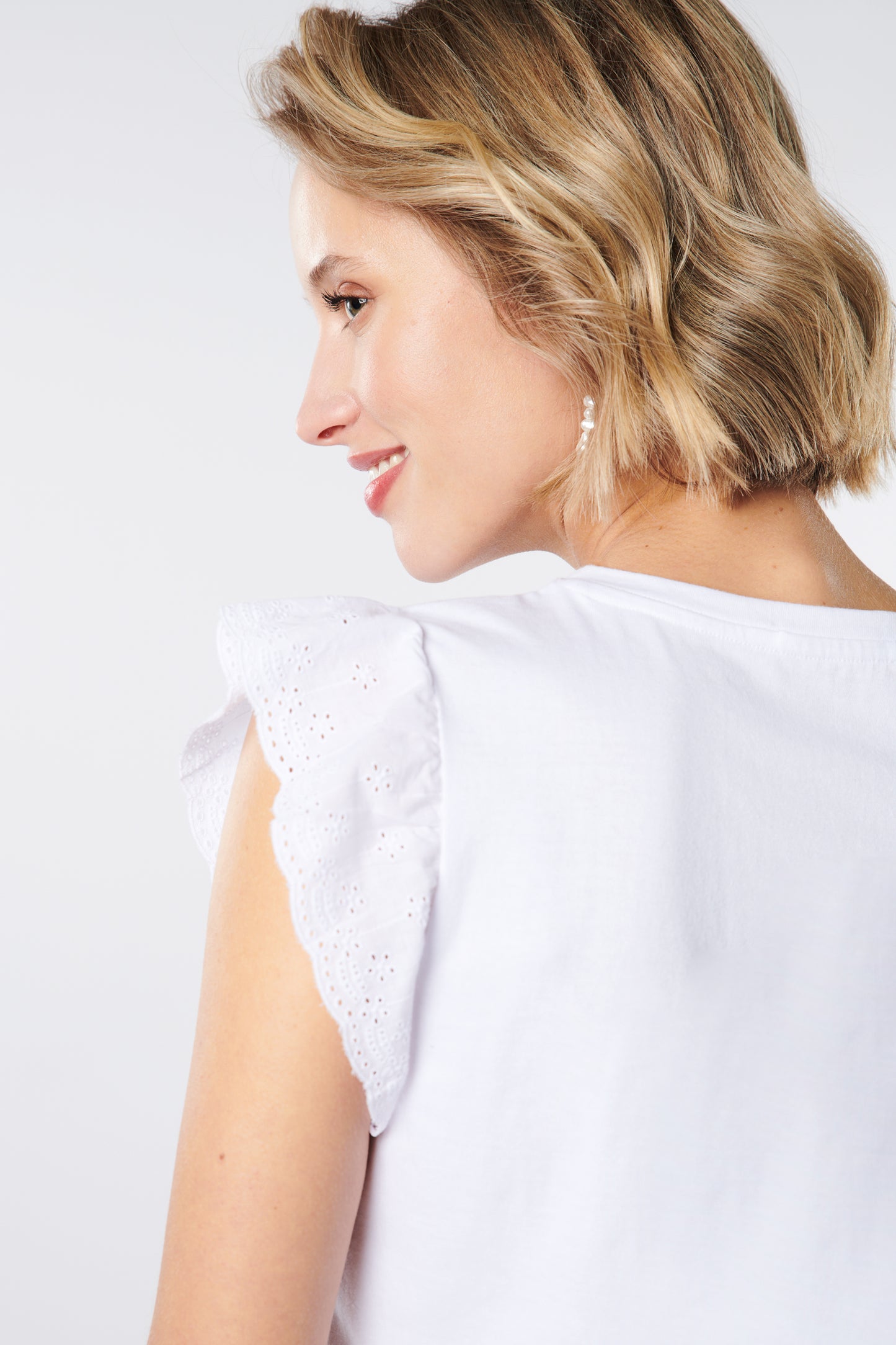 Organic Umstandstop mit Spitzenärmeln weiß