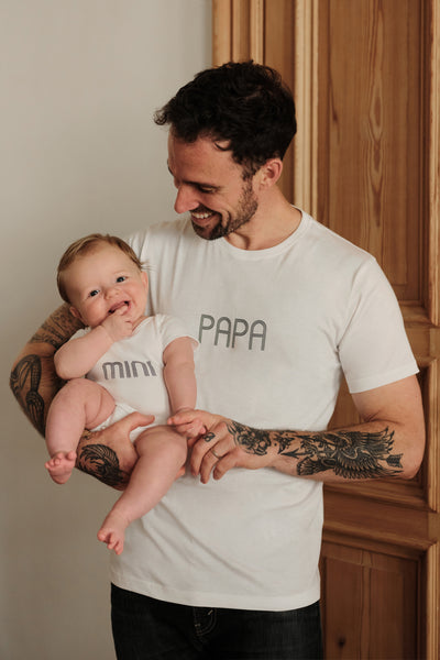 PAPA & MINI Organic Partnerlook T-Shirt & Body Set weiß