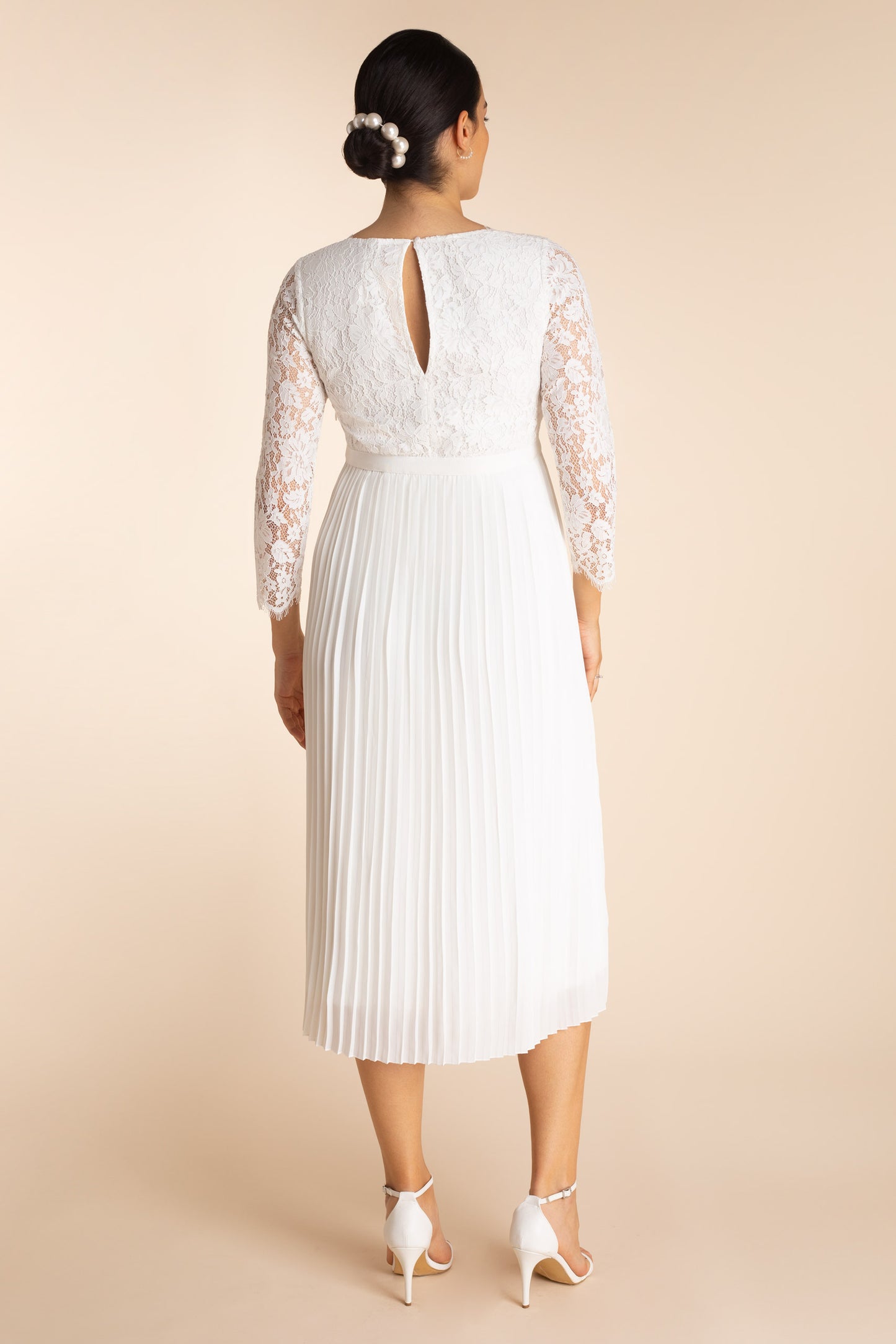 Plus Size Umstandsbrautkleid mit Spitzenoberteil und Plissees 3/4 Ärmel