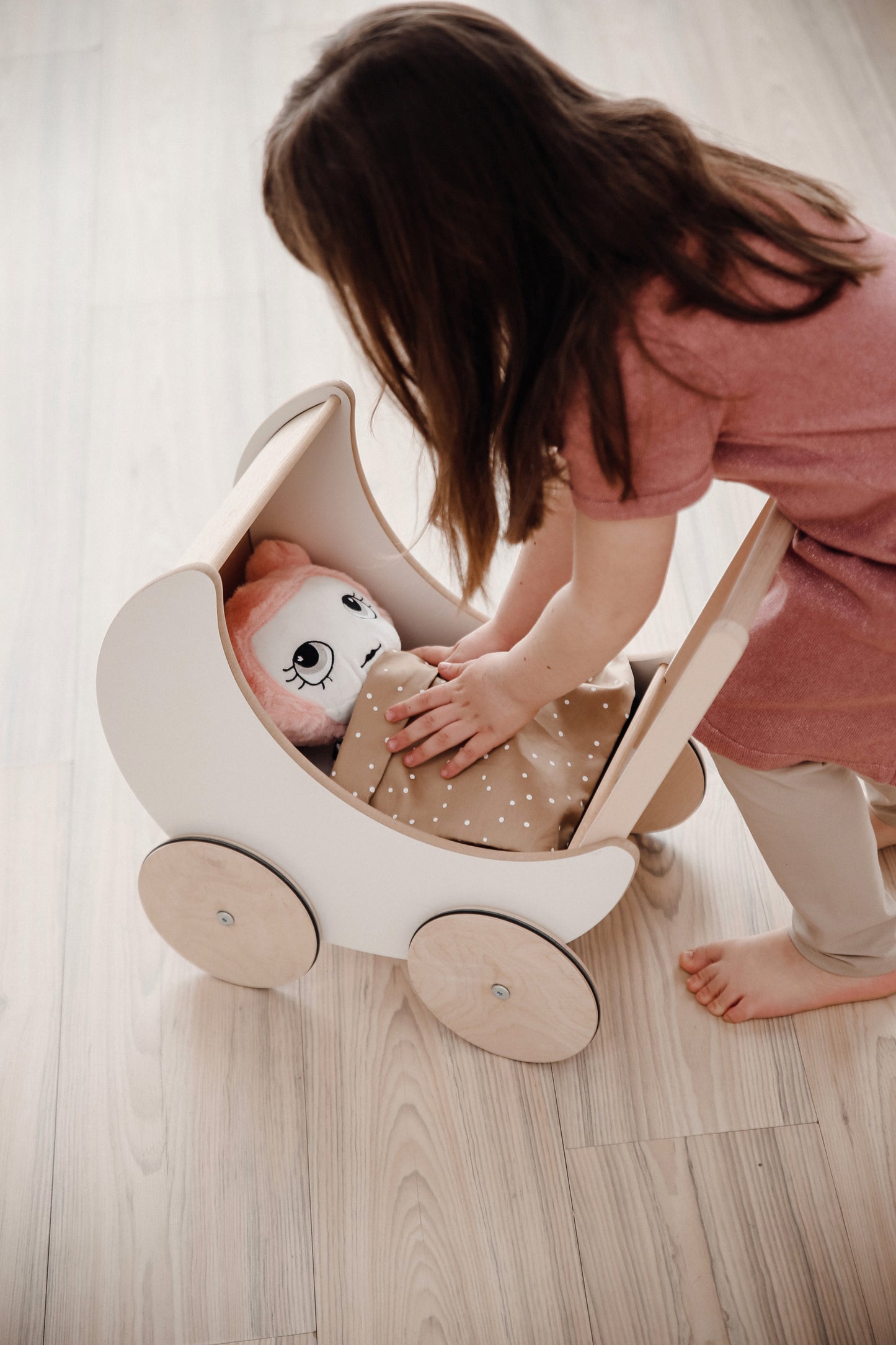 Puppenwagen aus Holz