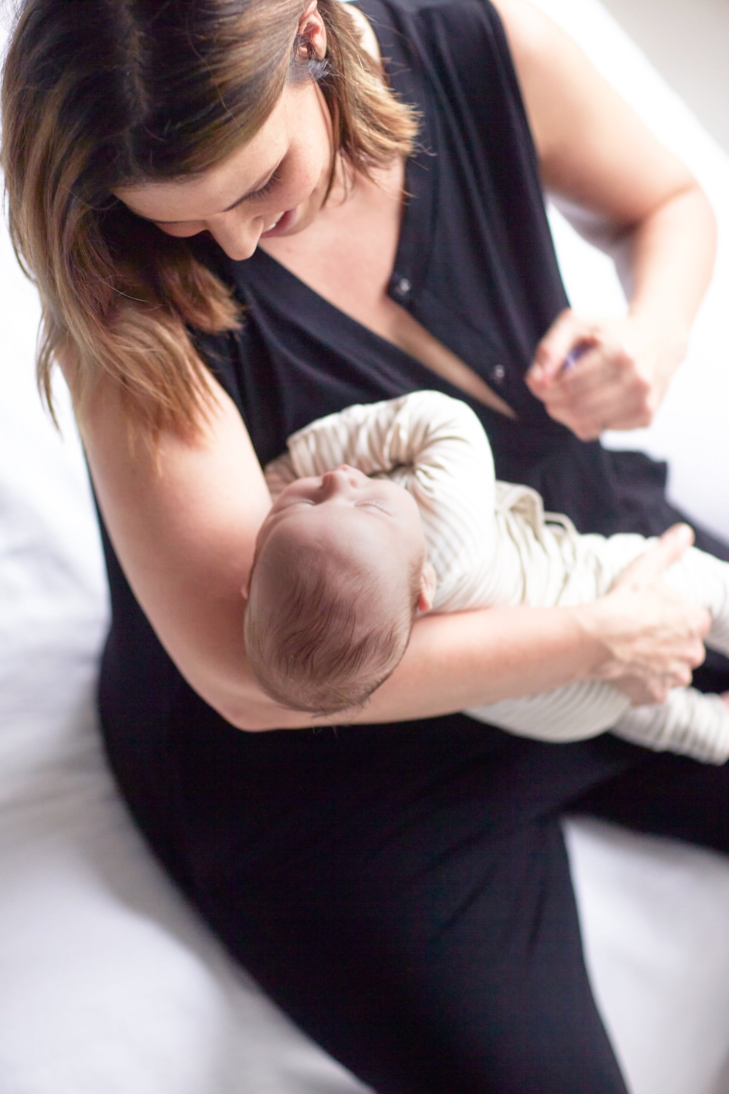 Umstands-und Still-Jumpsuit aus Bambus-Viskose