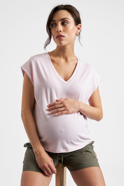 Maternity shirt with zipper and nursing access, pink