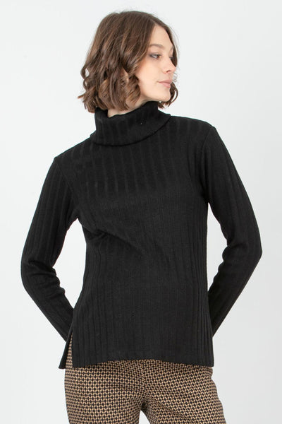 Ribbed maternity turtleneck sweater, black