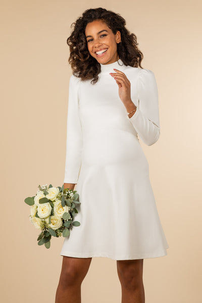 Ecovero maternity wedding dress with stand-up collar