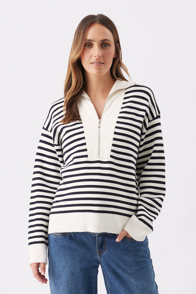 Gestreifter Umstands- und Stillpullover aus Strick mit Zip-Kragen