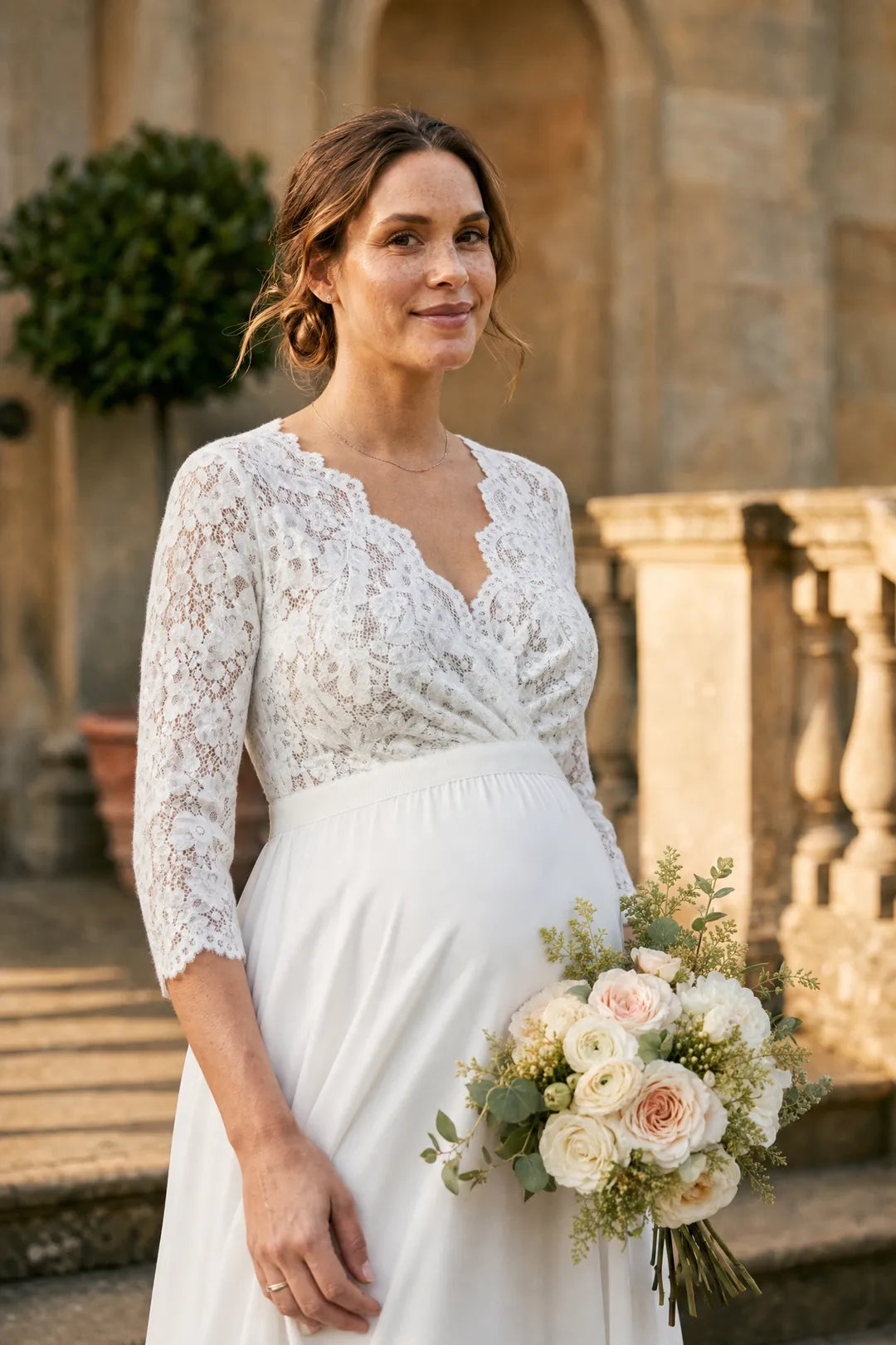 Midi Umstands- und Stillbrautkleid mit Cache Coeur Ausschnitt im Materialmix MAM26AW21 1