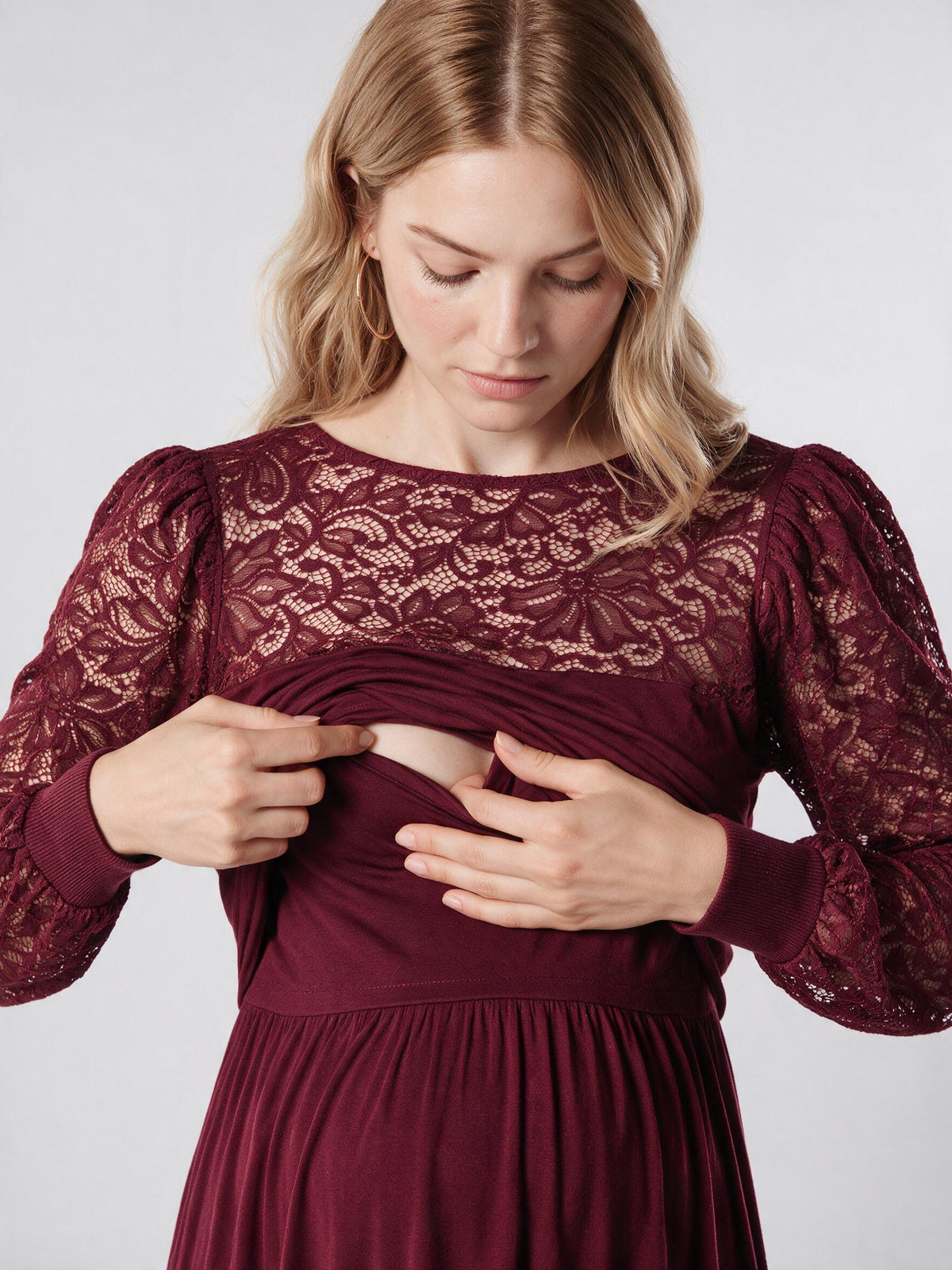Midi Umstands- und Stillkleid mit Spitzenoberteil Burgund MAM26AW35 1