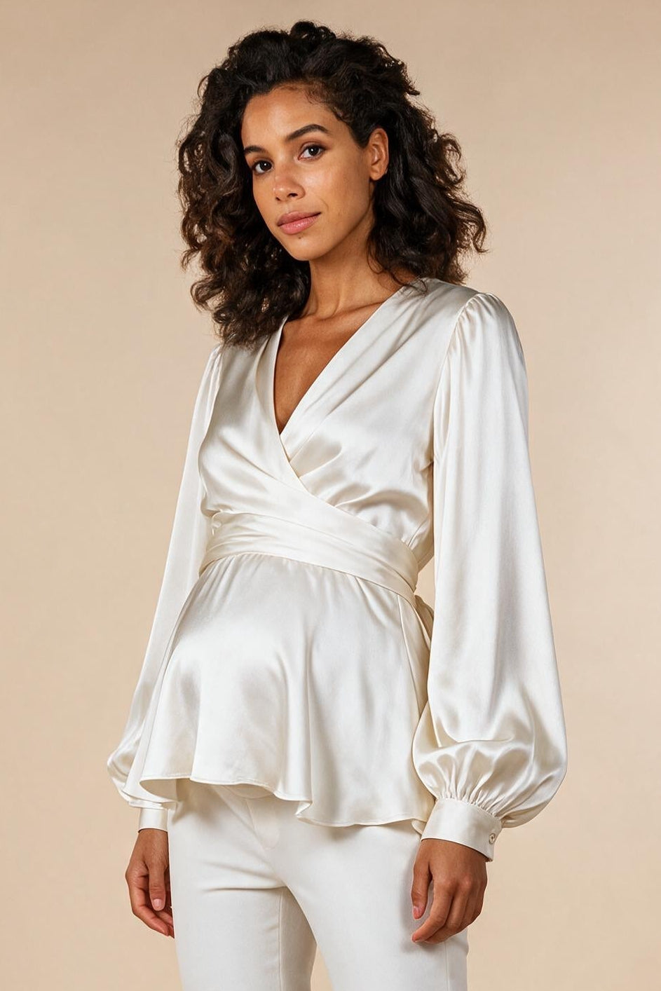 Satin Umstandswickelbluse mit Ballonärmeln elfenbein MAM26AW11 1