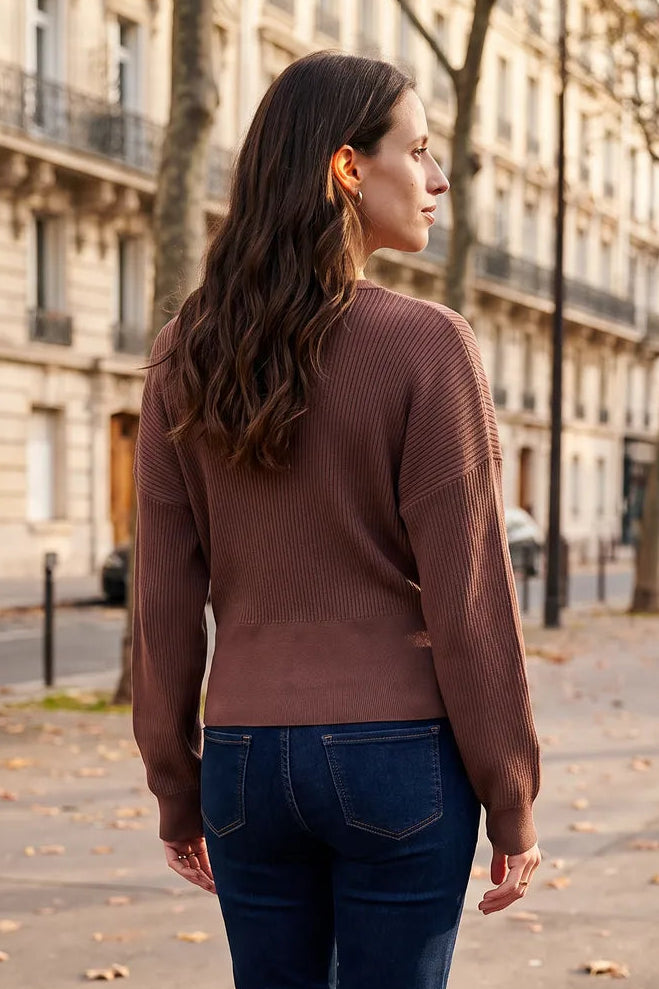 Umstands- und Stillpullover im Cross Over Design Moccha Mousse MAM26AW02 4
