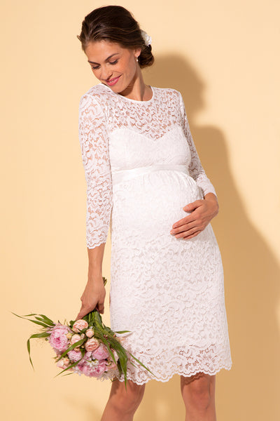 Maternity wedding dress with sweetheart neckline