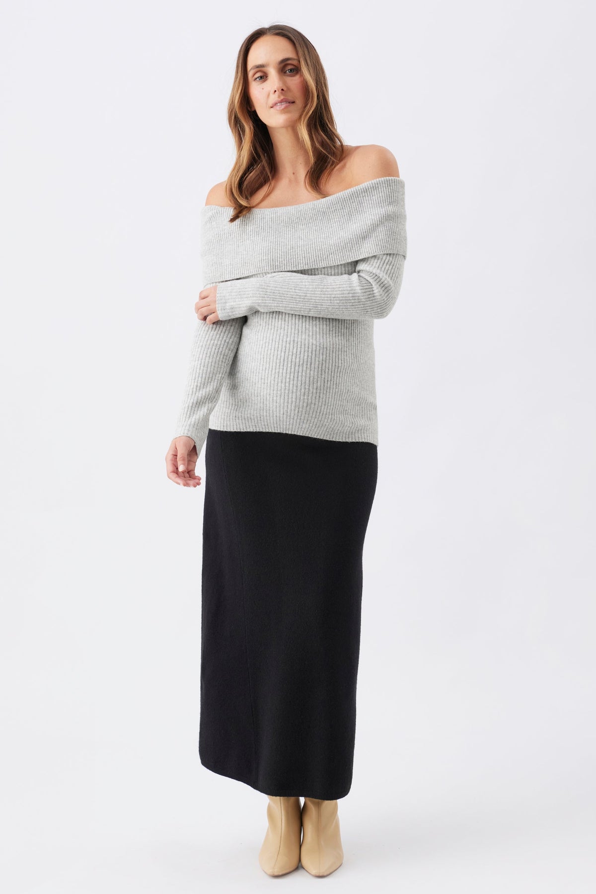 Umstandspullover aus Strick mit Off-Shoulder-Ausschnitt RIP26AW16 1