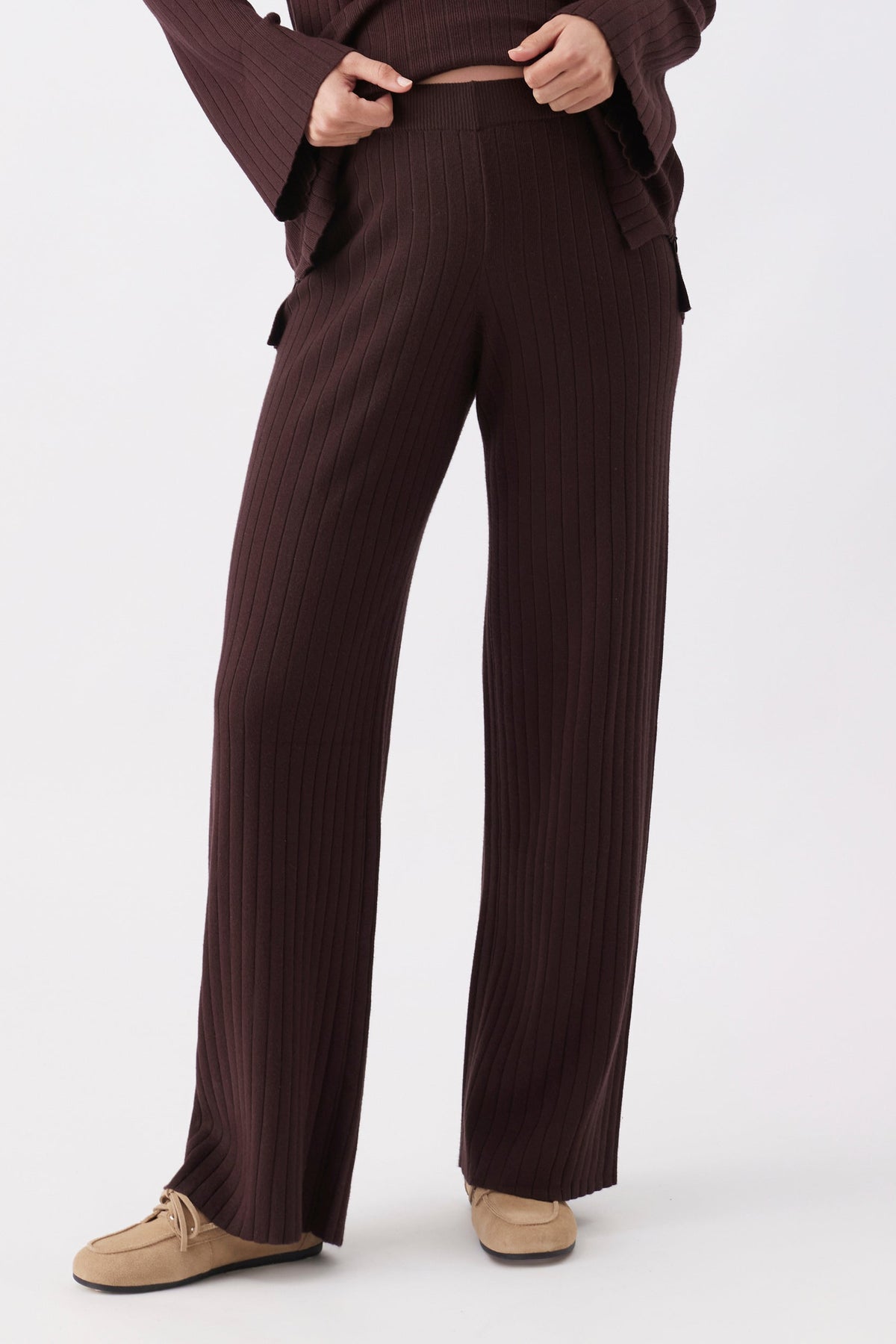 Wide Leg Umstandshose aus Ripp-Strick RIP26AW10 2
