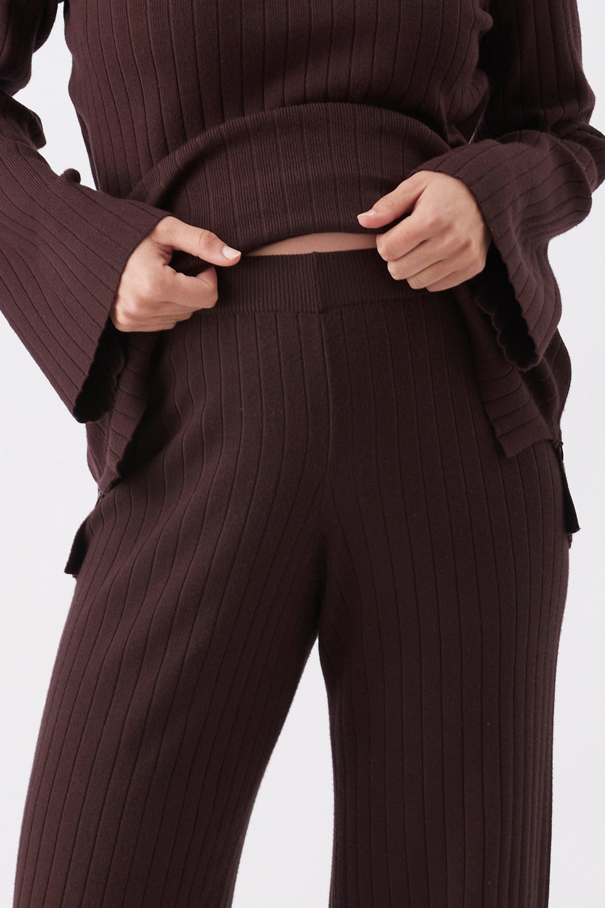 Wide Leg Umstandshose aus Ripp-Strick RIP26AW10 6